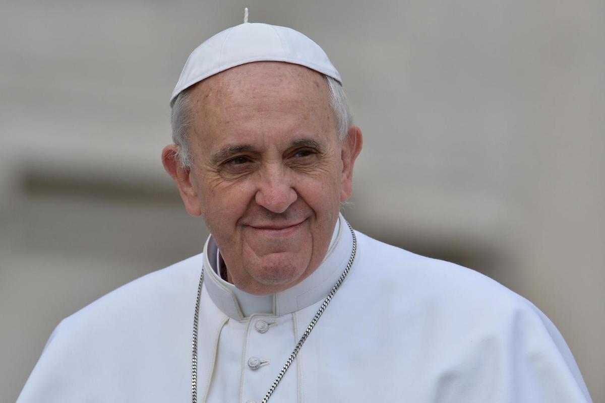 Le pape François appelle les fidèles à prier pour le dialogue politique en RDC. 1 Le pape François appelle les fidèles à prier pour le dialogue politique en RDC. 1