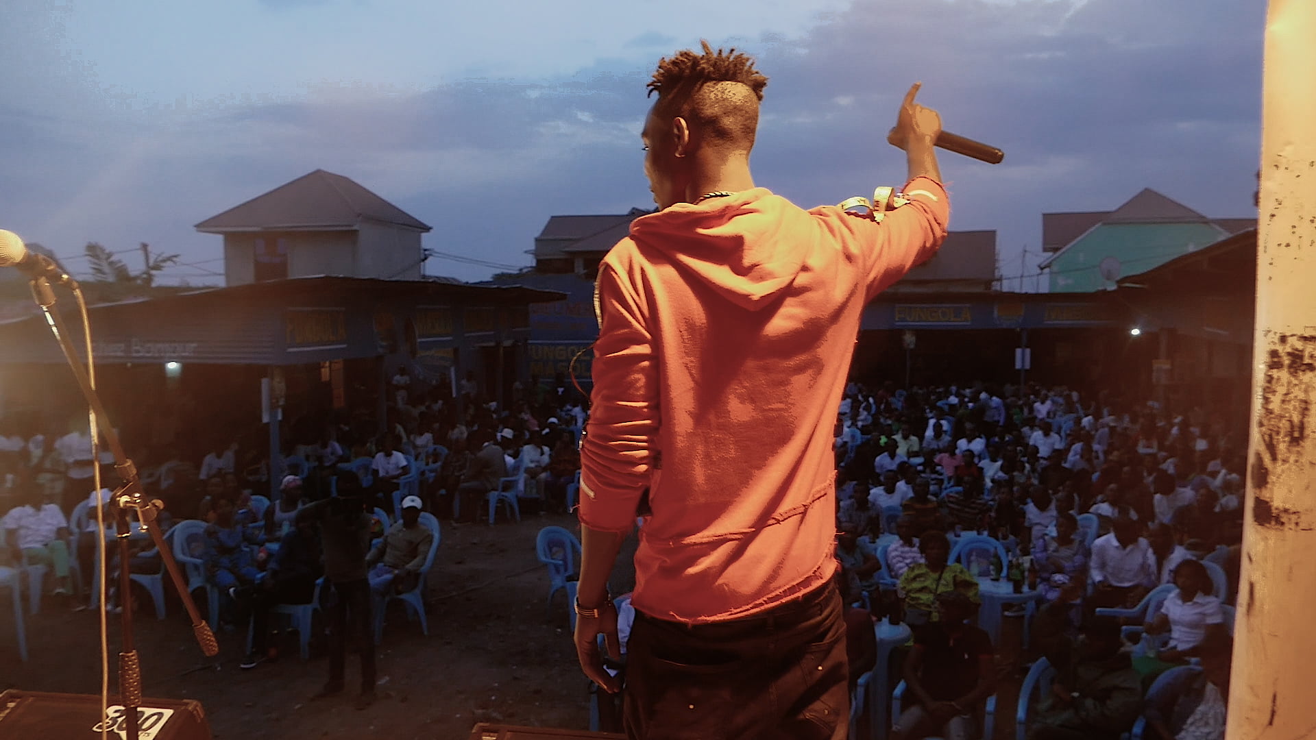 Goma: Le village Himbi avait pris feu, découvrez les artistes contributeurs 2 Goma: Le village Himbi avait pris feu, découvrez les artistes contributeurs 2