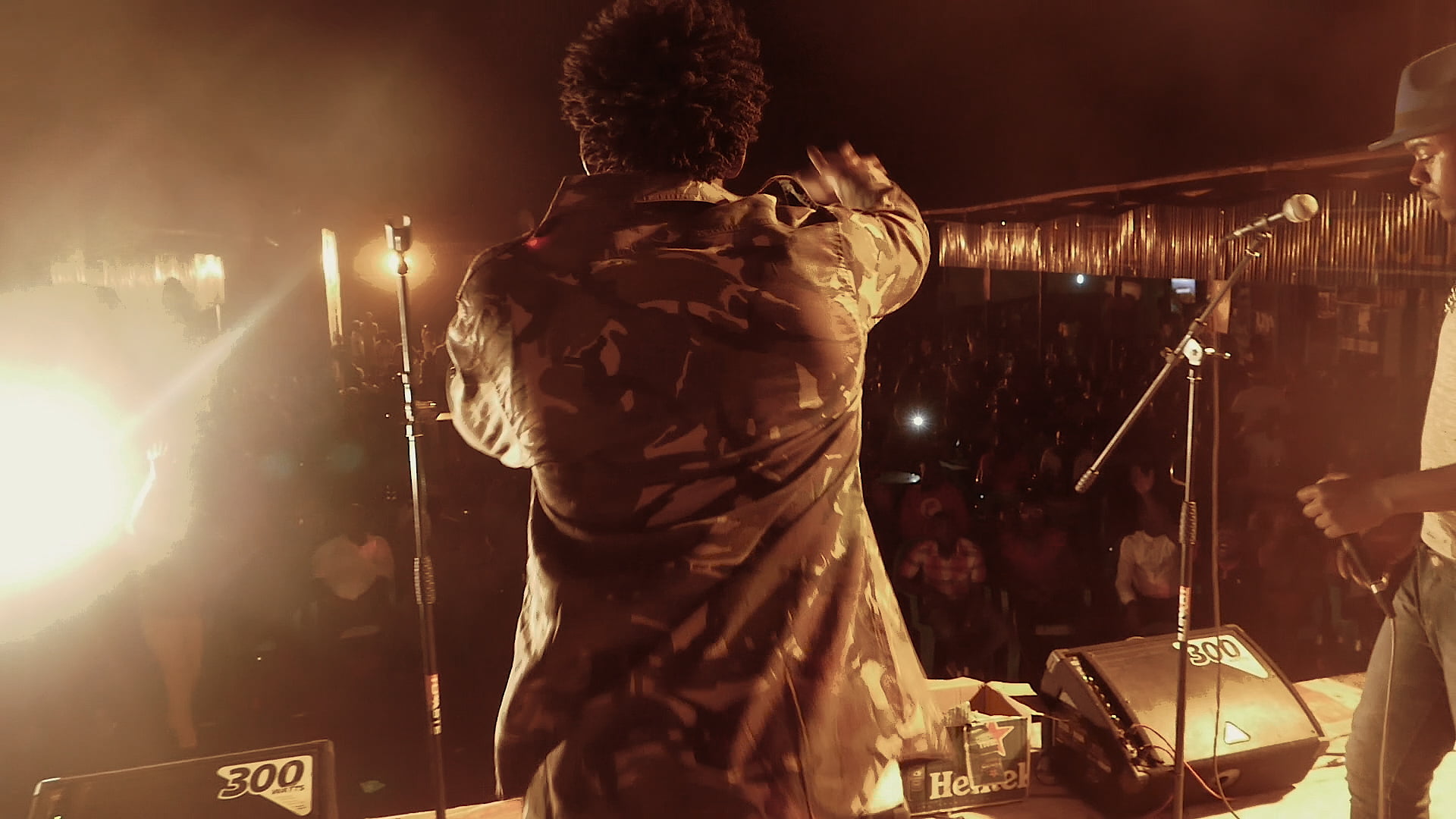 Goma: Le village Himbi avait pris feu, découvrez les artistes contributeurs 3 Goma: Le village Himbi avait pris feu, découvrez les artistes contributeurs 3