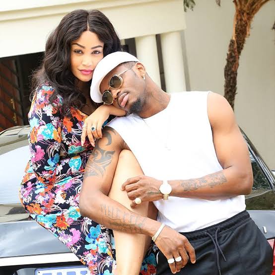 Zari: «Diamond n'a pas d'argent, j'ai déjà fréquenté des grands hommes» 1 Zari: «Diamond n'a pas d'argent, j'ai déjà fréquenté des grands hommes» 1