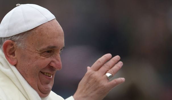 Quelle est la valeur de la bague du Pape ? 1