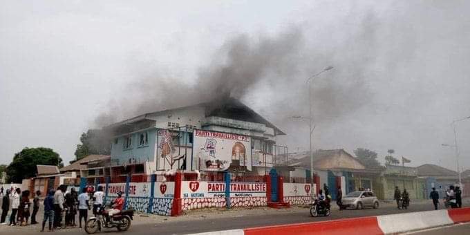 RDC: L'ONG-AJBS fustige la répression brutale et sanglante des manifestations pacifiques de protestation contre Ronsard Malonda à la tête de la CENI 1 RDC: L'ONG-AJBS fustige la répression brutale et sanglante des manifestations pacifiques de protestation contre Ronsard Malonda à la tête de la CENI 1
