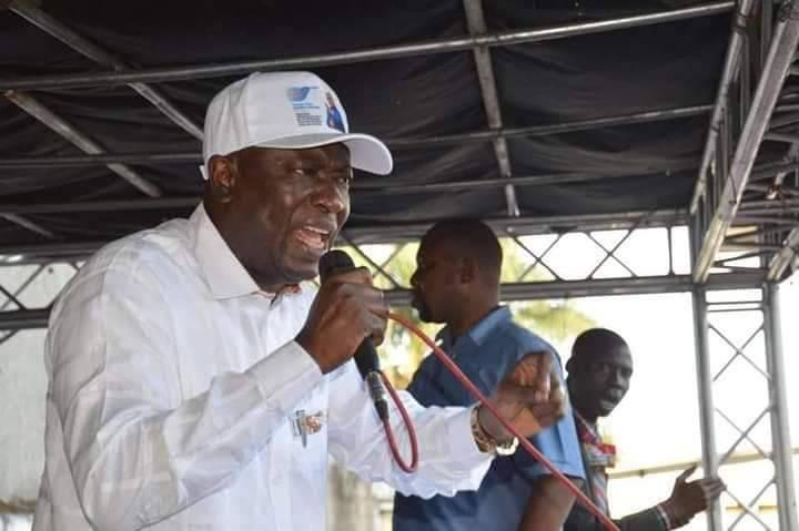 RDC : Augustin Kabuya savonne Fayulu. “L’UDPS n’a pas de leçons à tirer auprès d’un ingrat et vagabond politique” 1 RDC : Augustin Kabuya savonne Fayulu. “L’UDPS n’a pas de leçons à tirer auprès d’un ingrat et vagabond politique” 1